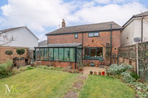 Photo 11- click for photo gallery